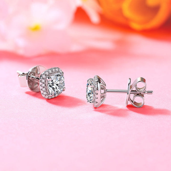 Cushion Cut 0.6 Carat Moissanite Diamond Stud Earrings 925 Sterling Silver MFE8204