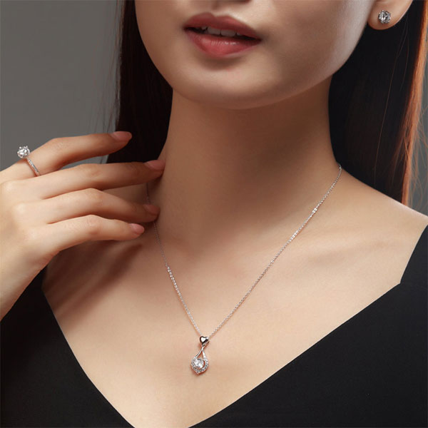 Heart Tear Drop Pendant Necklace 925 Sterling Silver Jewelry Simulated Diamond XFN8059