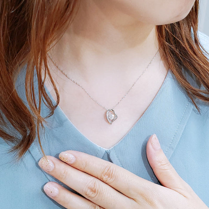 0.5 Carat Moissanite Diamond Dancing Stone Heart Necklace 925 Sterling Silver MFN8135