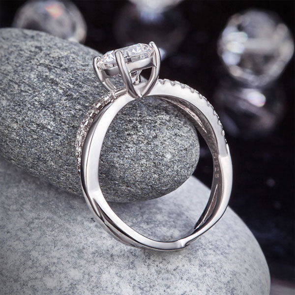 925 Sterling Silver Wedding Promise Anniversary Ring 1.25 Ct Simulated Diamond XFR8249